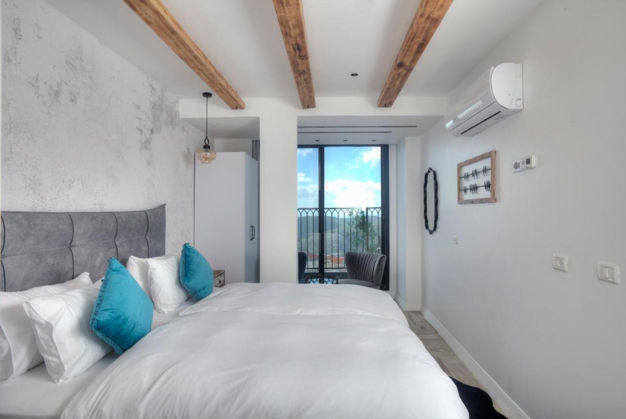 Open Skys Villa Safed Exterior photo